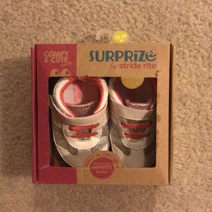 Brand new stride rite sneakers 12 to 18 months